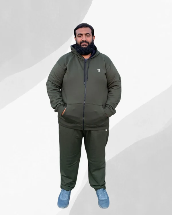 14 Winter-TrackSuit